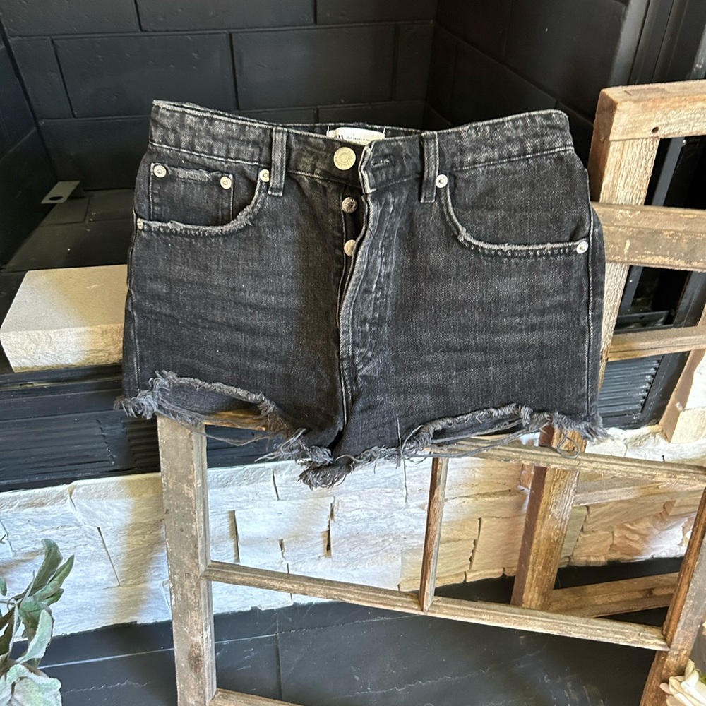 Zara black jean shorts size 4